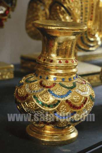 [:th]แจกันเตี้ย[:]