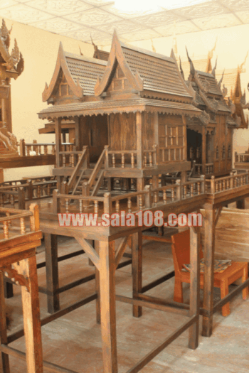 ศาลไม้สัก หลังคาคู่