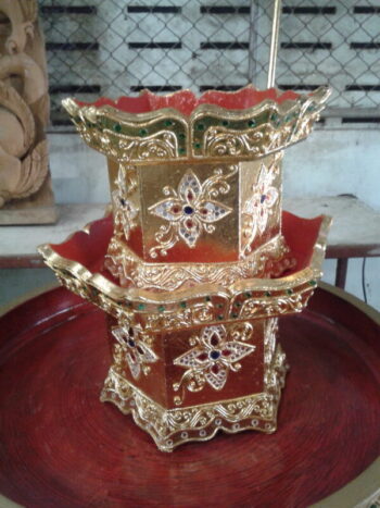ถาดหกเหลี่ยม
