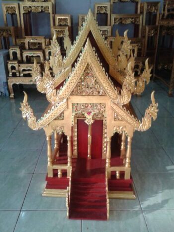 วิหารลงทอง