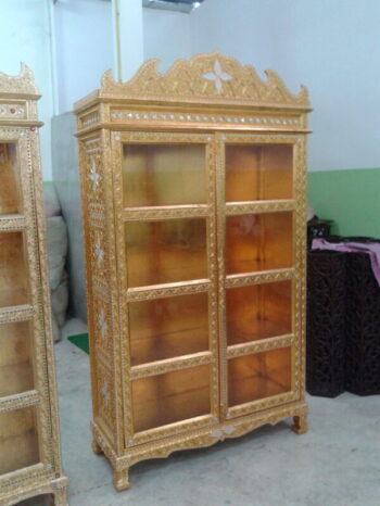 ตู้โชว์กระจก ลายไทยสีทอง