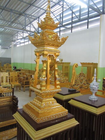 บุษบกปิดทอง แบบล้านนา ขนาดเล็ก