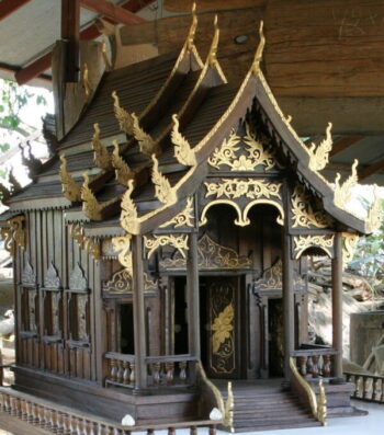 ศาลพระภูมิ-ศาลเจ้าที่ไม้สัก ทรงวิหารล้านนา