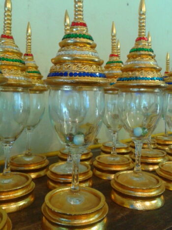 [:th]แก้วใส่พระธาตุ,ผอบ,พระบรมธาตุ,สารีริกธาตุ[:]