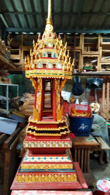 บุษบกไม้สัก