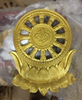 ธรรมจักร ไม้สักแกะสลัก 80ซม.