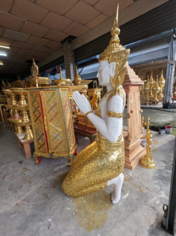 [:th]เทพพนม ไม้จามจุรี[:]