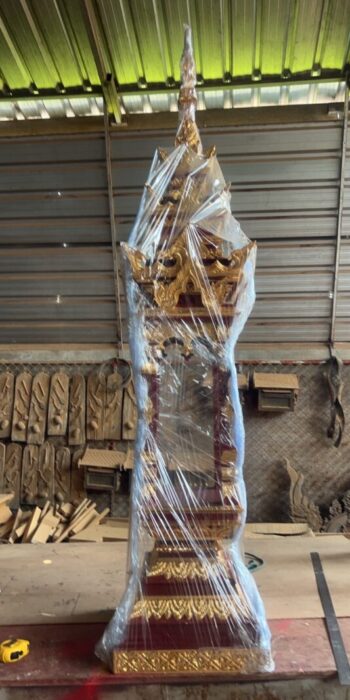 บุษบกไม้สักแกะสลัก ทรงล้านนาหลังเล็ก