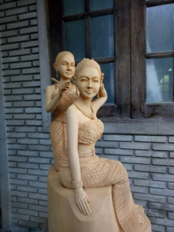 [:th]ไม้แกะสลักนางไทย[:]