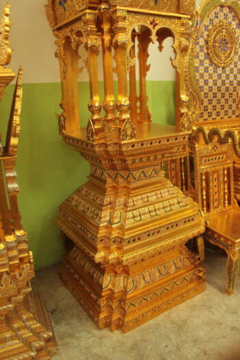 [:th]บุษบก[:]
