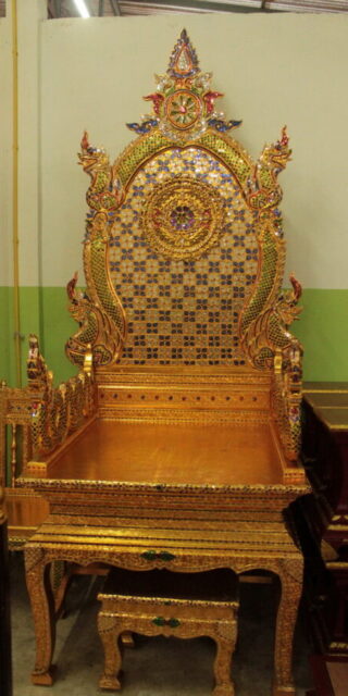 ธรรมาสน์ อาสน์สงฆ์