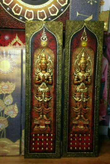 เทพพนมบนกรอบผืนผ้า