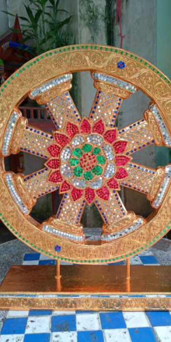 ธรรมจักรขนาดใหญ่