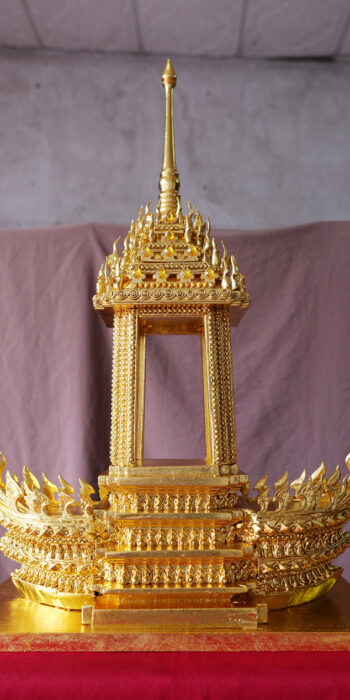 บุษบกมาลาหลังเล็ก