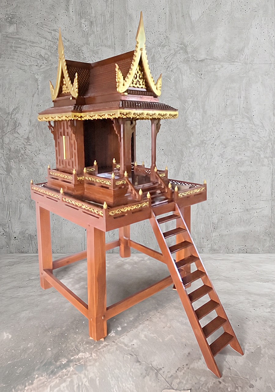 ศาลพระภูมิไม้สัก
