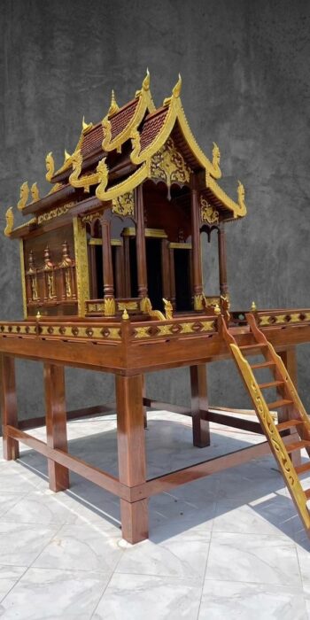 ศาลพระภูมิทรงล้านนา